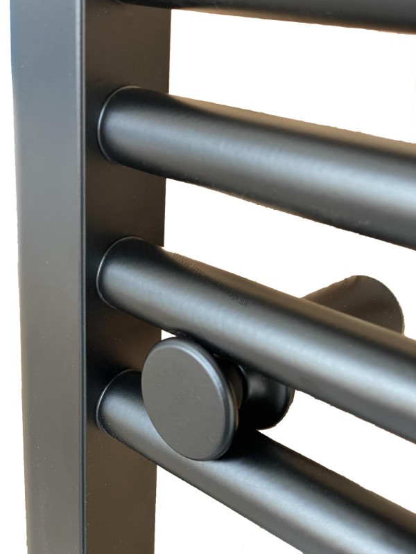 Rebríkový radiátor čierny rovný 600 x 1320